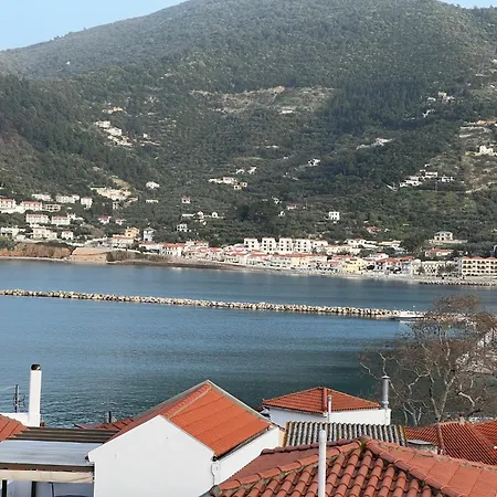 Vintage House Close Proximity To Water's Edge * سكوبيلوس تاون